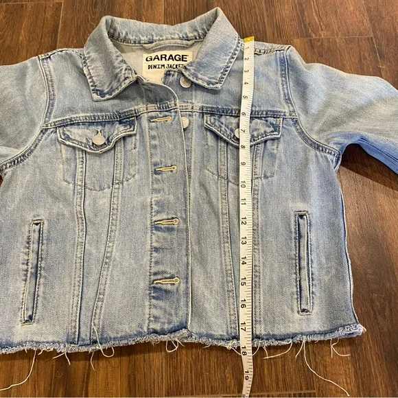 Distressed denim jacket - Picture 13 of 14
